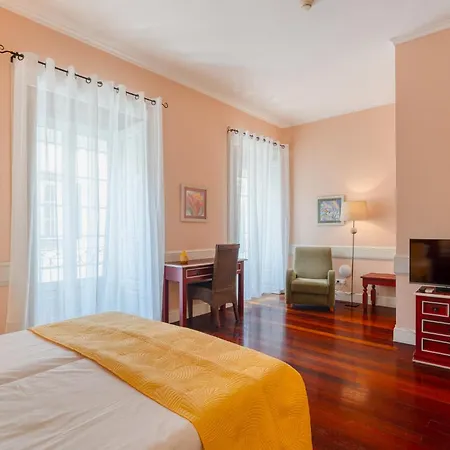 Bed & Breakfast O Cantinho Da Mariazinha *